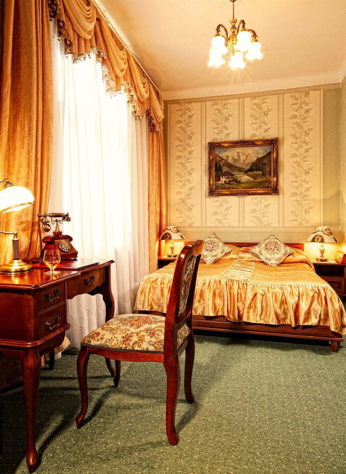 Hotel Europejski Краков Экстерьер фото